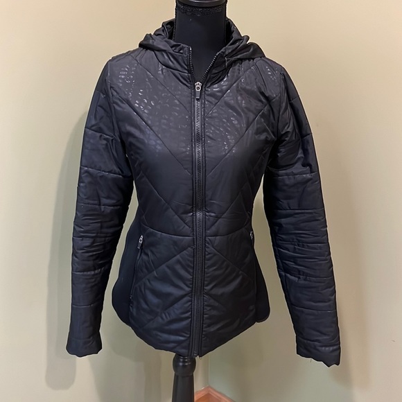 Fabletics Quilted Jacket with Ribbed Sides‎ and Optional Hood - Picture 1 of 8
